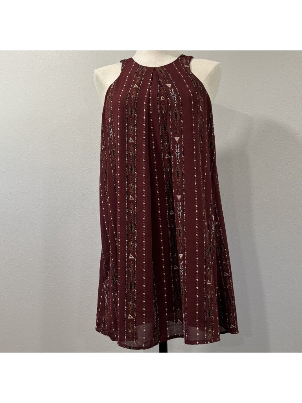 She+Sky Sleeveless Mini Swing Dress Womens Sz Small Burgundy Aztec Lined Tribal